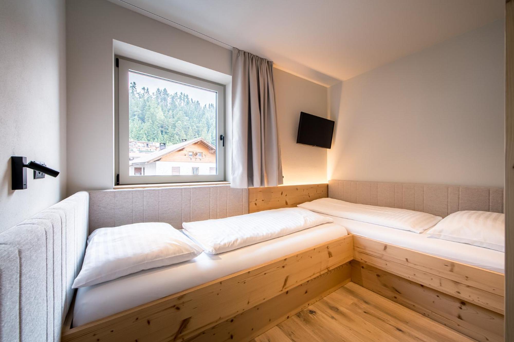 Hotel Sonnenheim Chienes Esterno foto